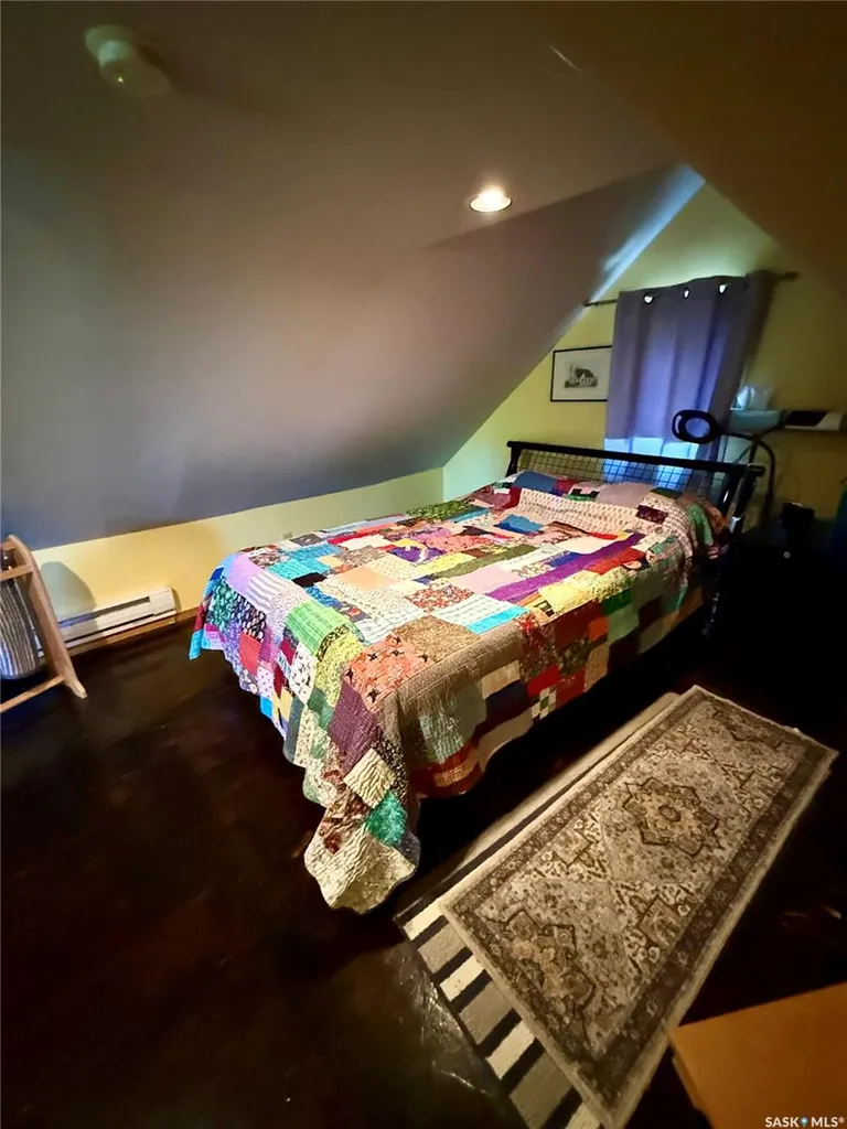 930 Vaughn Street Moose Jaw SK S6H 5N8