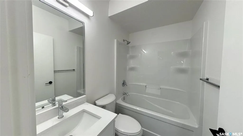 443 Yuel Crescent Saskatoon SK S7W 1N6
