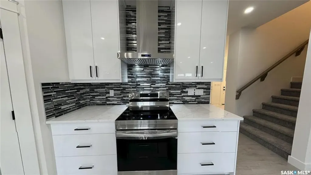 443 Yuel Crescent Saskatoon SK S7W 1N6