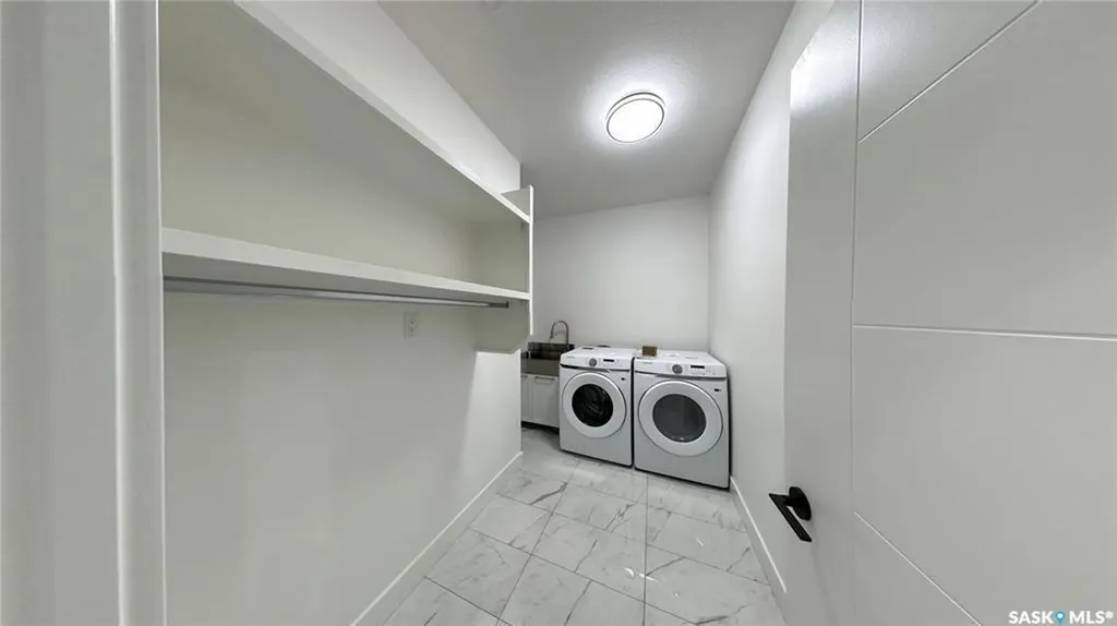 443 Yuel Crescent Saskatoon SK S7W 1N6