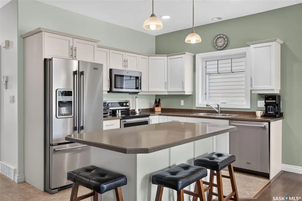 625 11th Avenue Humboldt SK S0K 2A0