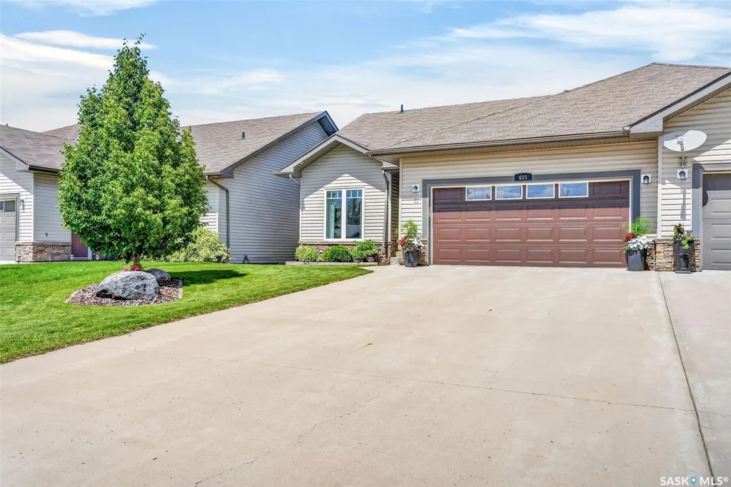 625 11th Avenue Humboldt SK S0K 2A0