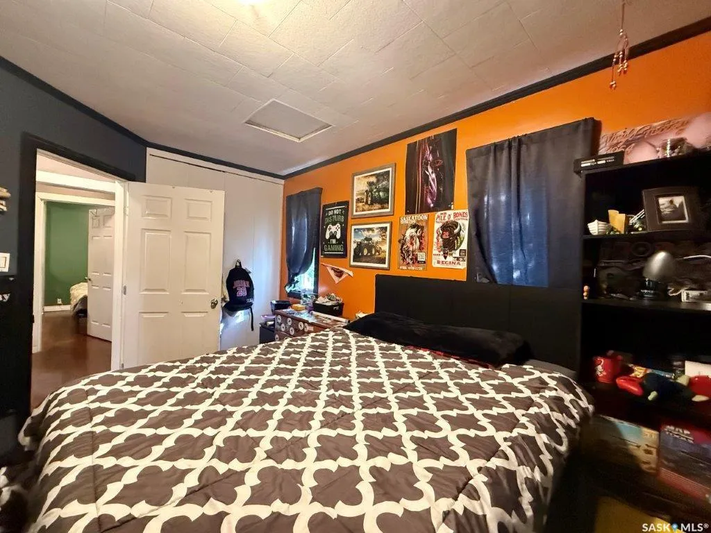 119 7th Avenue E Kindersley SK S0L 1S0