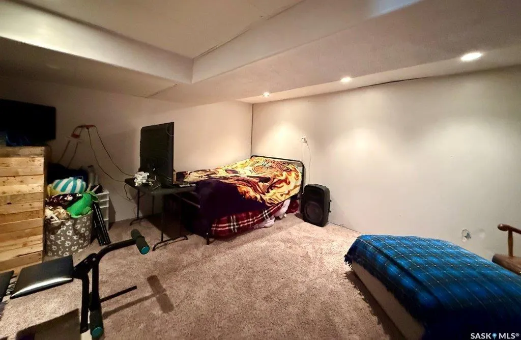 119 7th Avenue E Kindersley SK S0L 1S0
