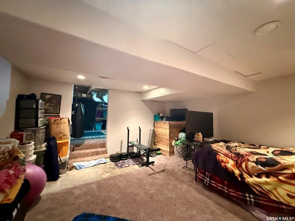 119 7th Avenue E Kindersley SK S0L 1S0