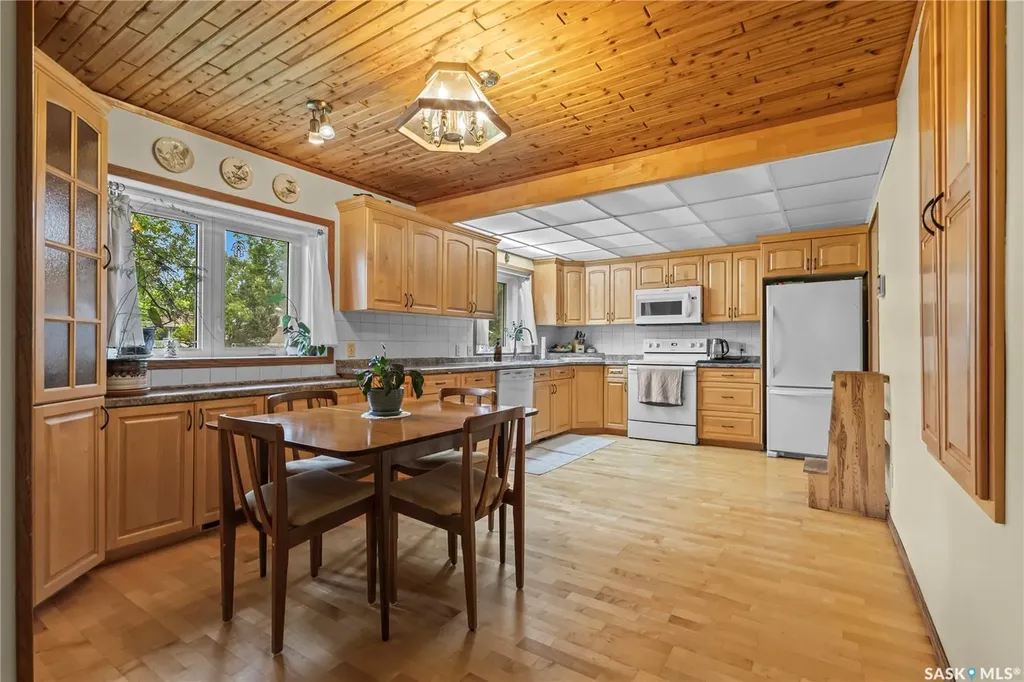 1312 Reed Bay Prince Albert SK S6V 6R4