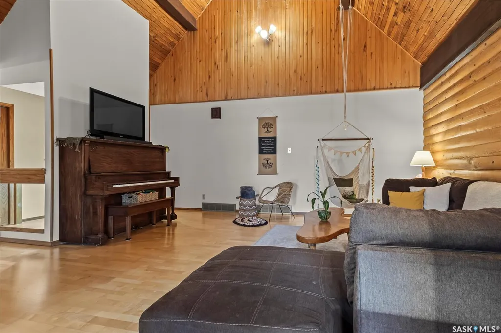 1312 Reed Bay Prince Albert SK S6V 6R4
