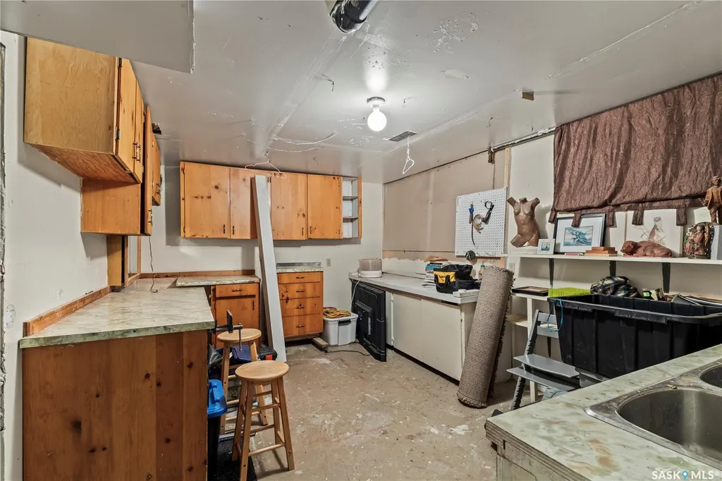 1312 Reed Bay Prince Albert SK S6V 6R4