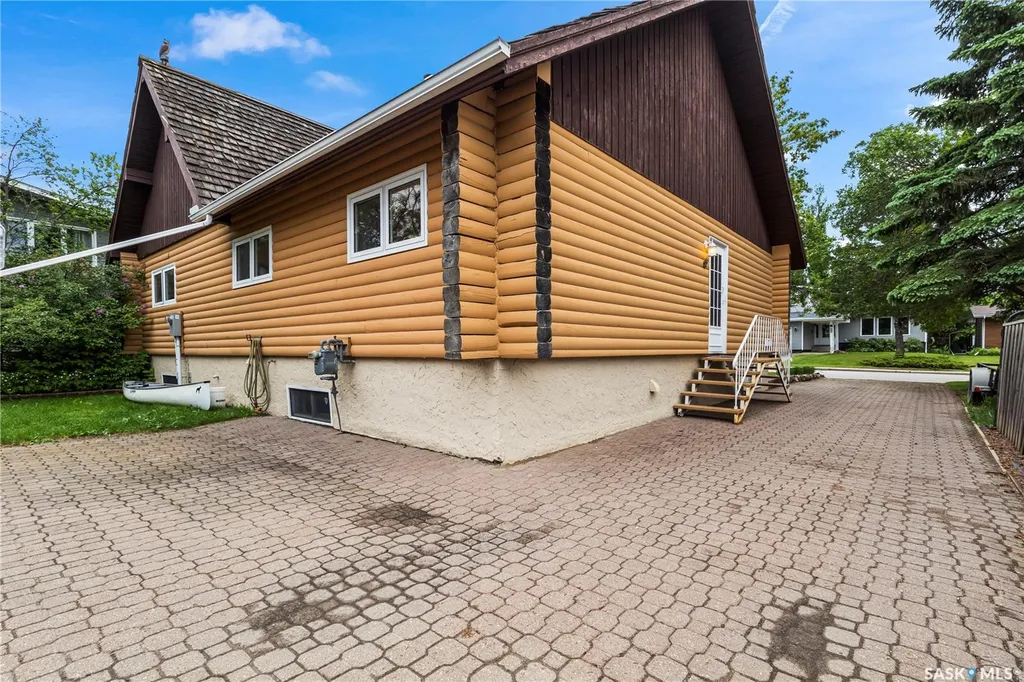 1312 Reed Bay Prince Albert SK S6V 6R4
