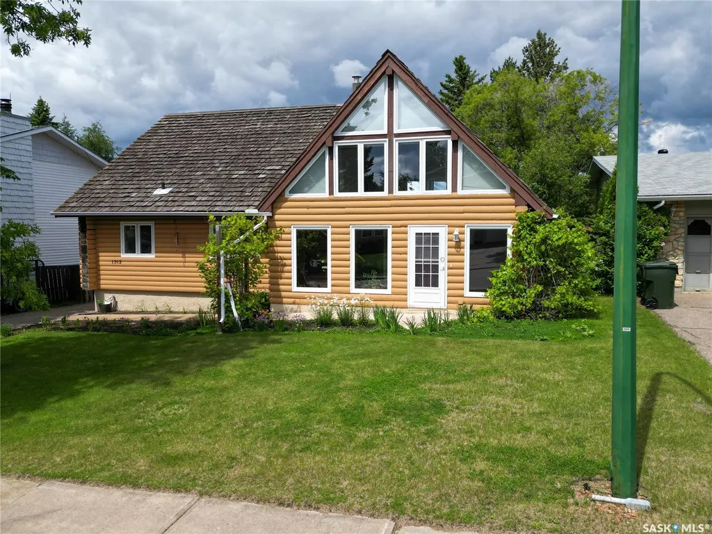 1312 Reed Bay Prince Albert SK S6V 6R4