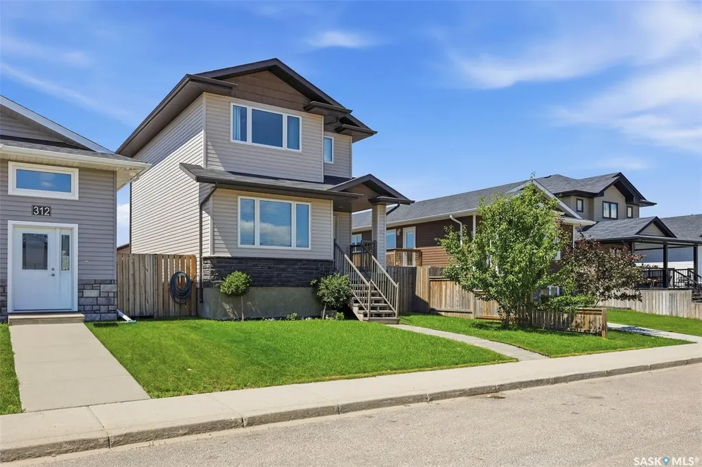 310 Martens Avenue Warman SK S0K 4S3