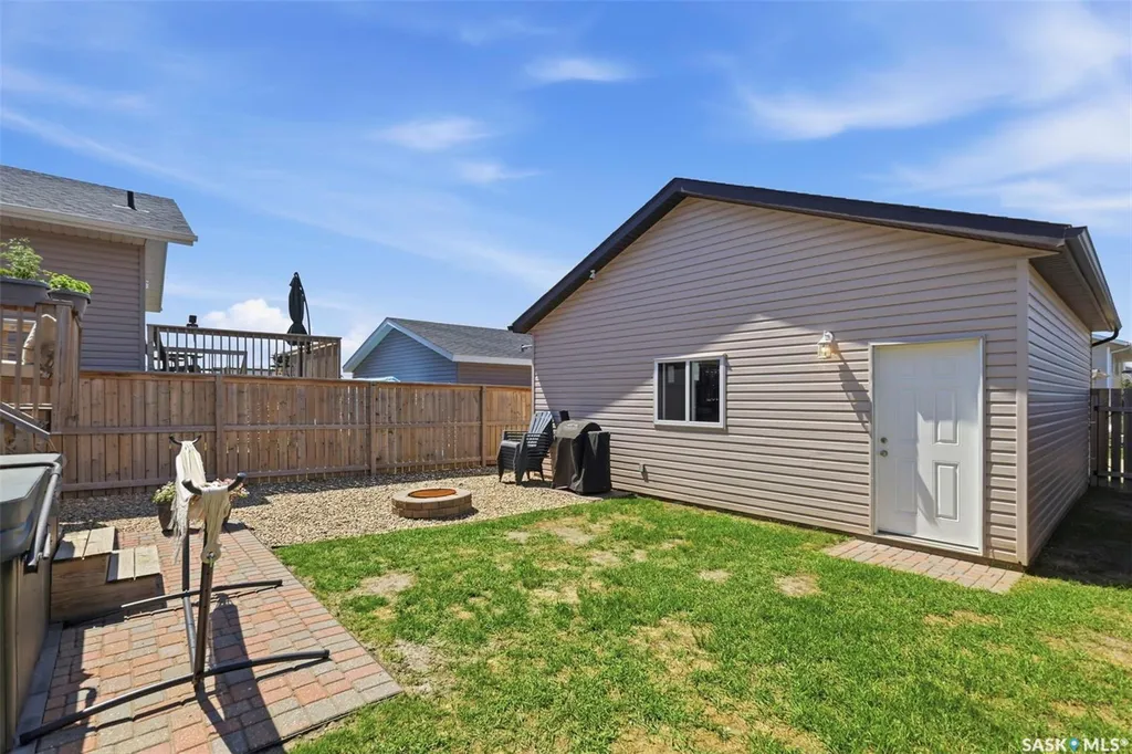 310 Martens Avenue Warman SK S0K 4S3