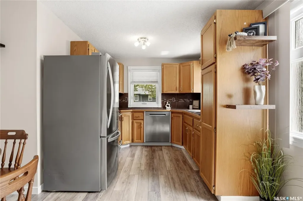 846 Gibson Street N Regina SK S4X 1S8