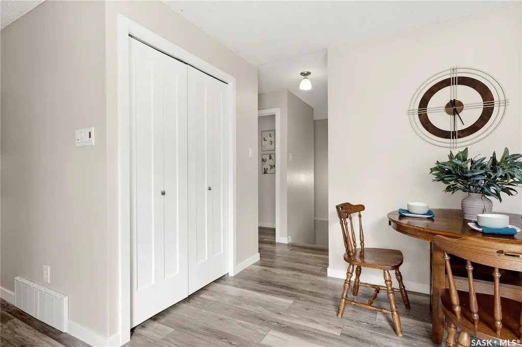 846 Gibson Street N Regina SK S4X 1S8
