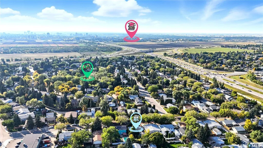 352 Carleton Drive Saskatoon SK S7H 4C1
