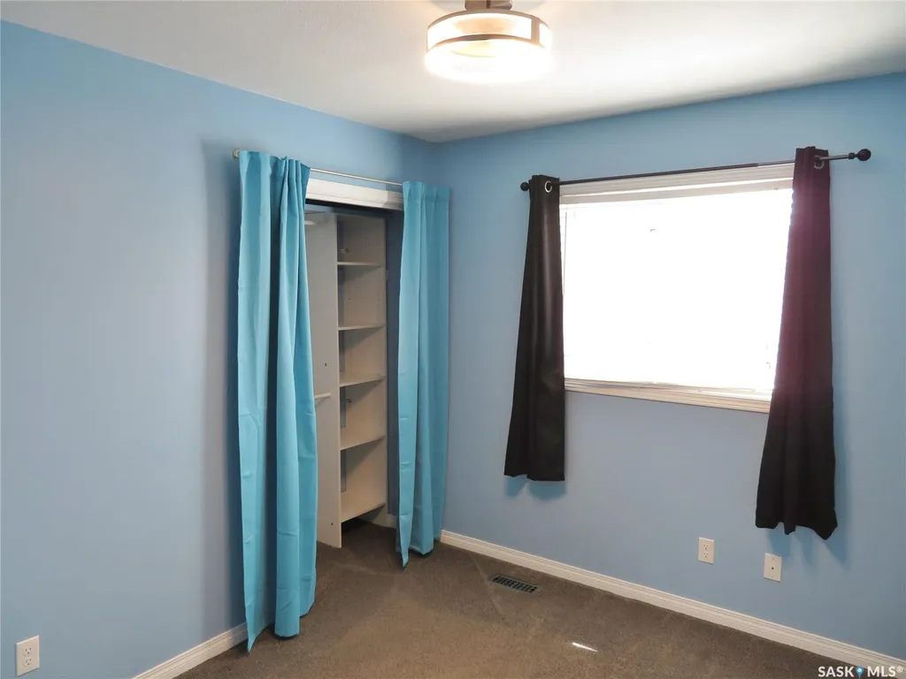 1214 Rempel Crescent Saskatoon SK S7T 0M2