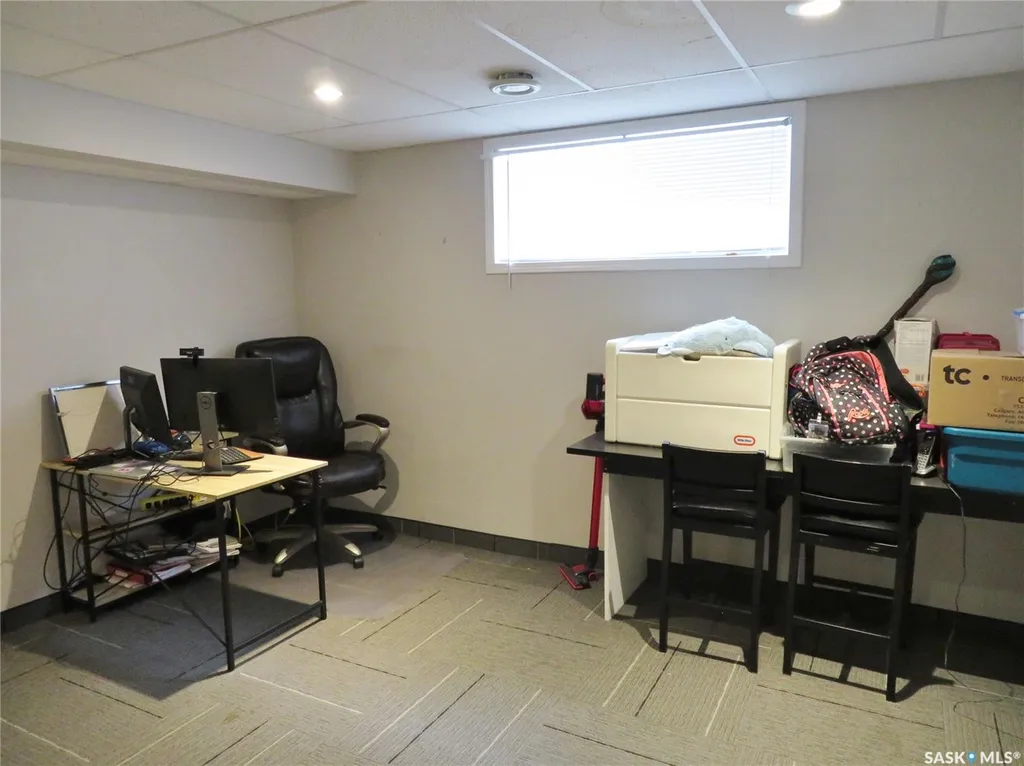1214 Rempel Crescent Saskatoon SK S7T 0M2