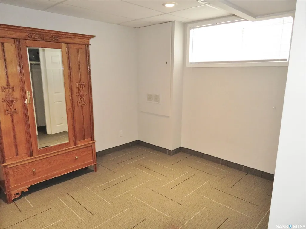 1214 Rempel Crescent Saskatoon SK S7T 0M2