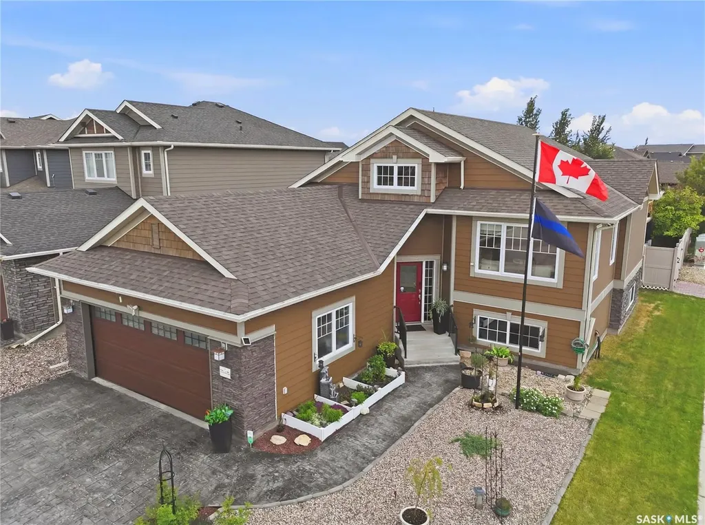 303 East Hampton Boulevard E Saskatoon SK S7R 0A5