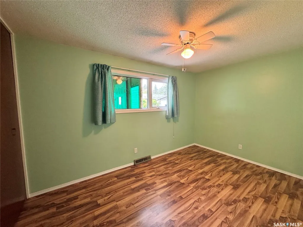 213 5th Avenue E Biggar SK S0K 0M0