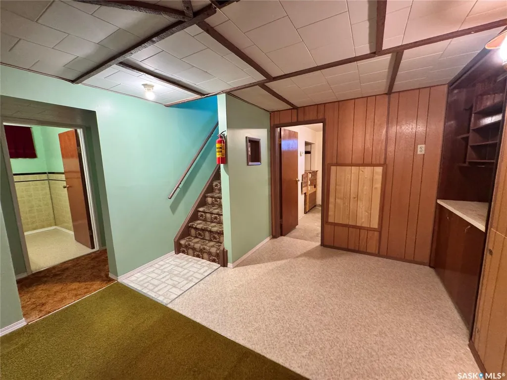 213 5th Avenue E Biggar SK S0K 0M0