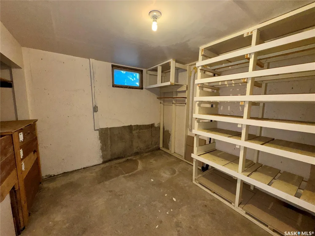 213 5th Avenue E Biggar SK S0K 0M0