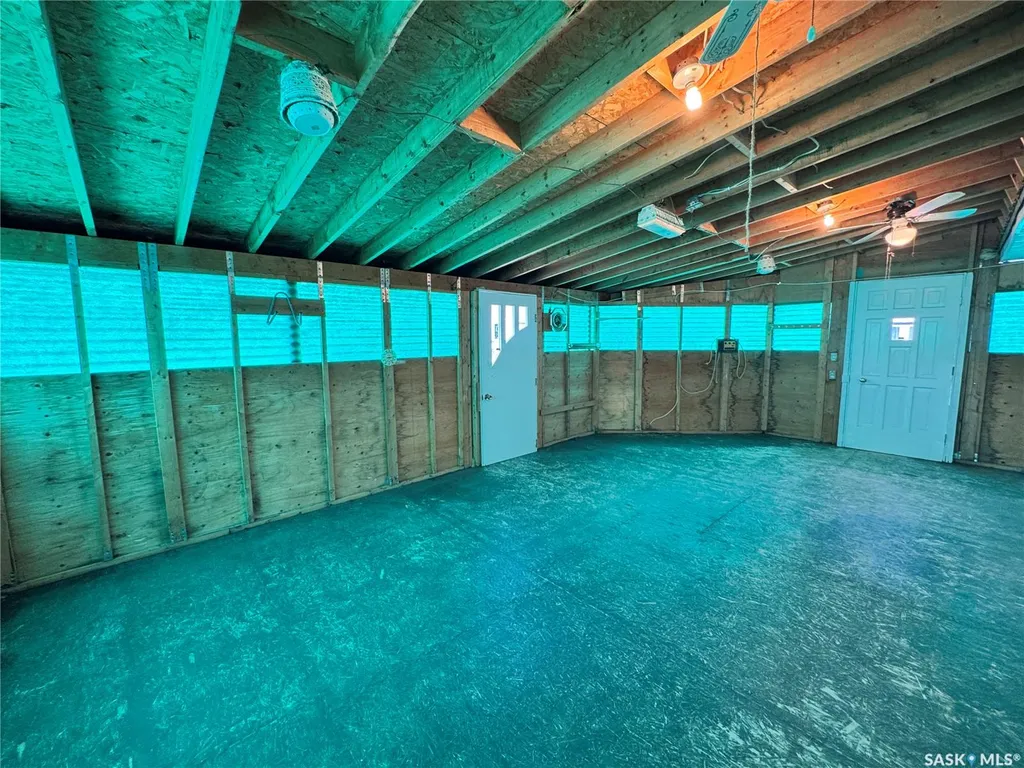 213 5th Avenue E Biggar SK S0K 0M0