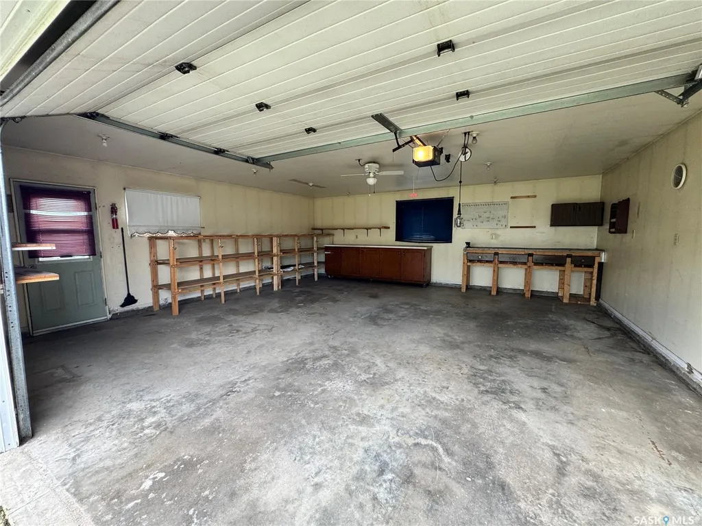 213 5th Avenue E Biggar SK S0K 0M0
