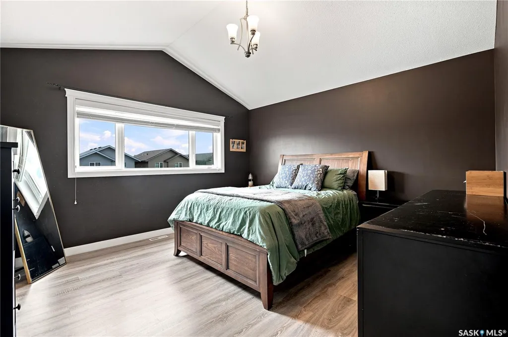835 Lamarsh Lane Saskatoon SK S7W 1B7