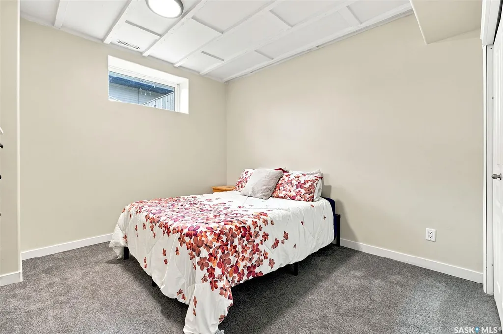 835 Lamarsh Lane Saskatoon SK S7W 1B7