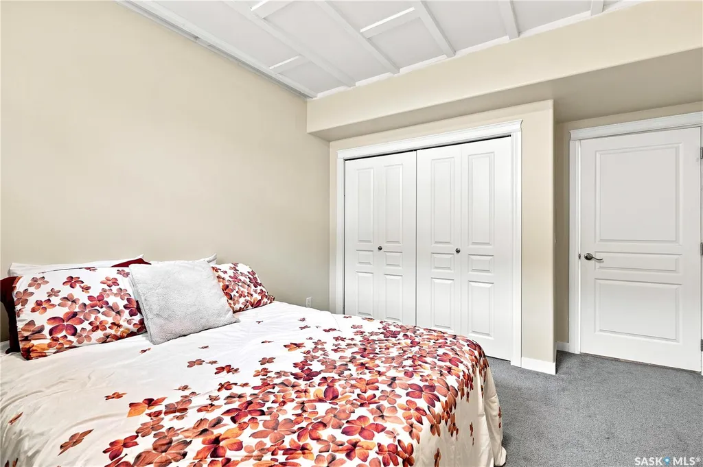 835 Lamarsh Lane Saskatoon SK S7W 1B7