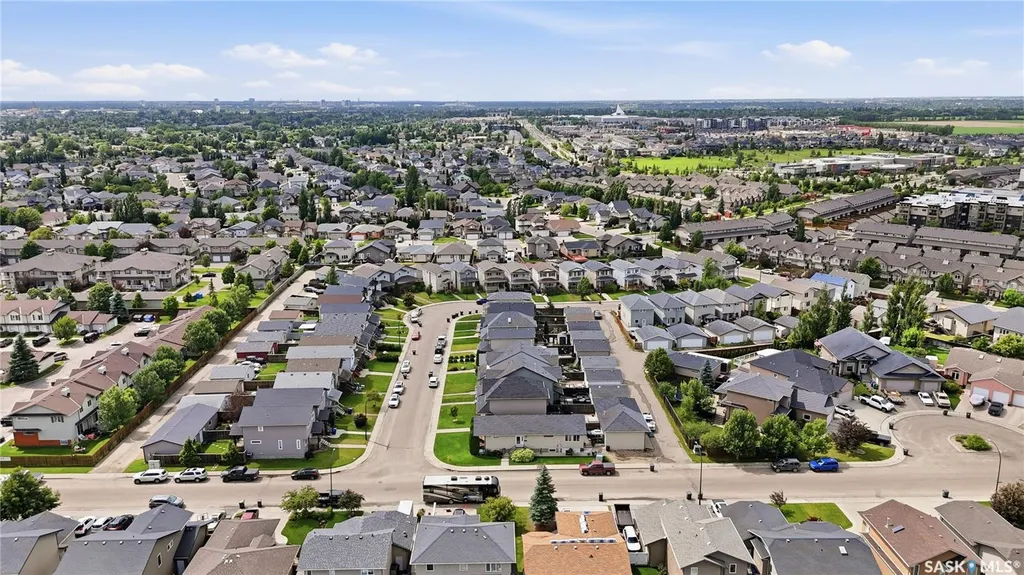 835 Lamarsh Lane Saskatoon SK S7W 1B7