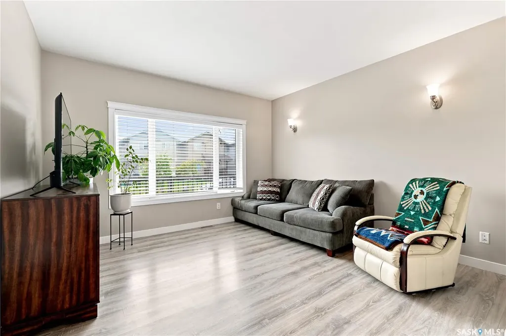 835 Lamarsh Lane Saskatoon SK S7W 1B7