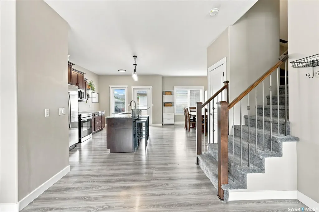 835 Lamarsh Lane Saskatoon SK S7W 1B7