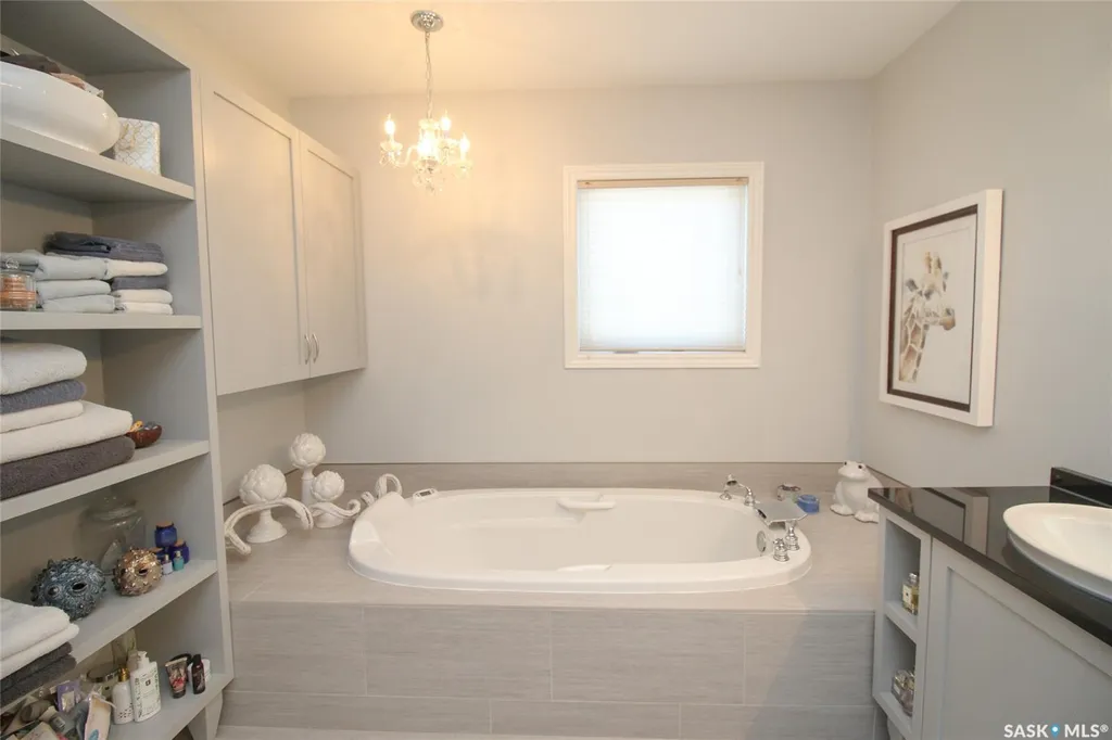 555 5th Street W Shaunavon SK S0N 2M0
