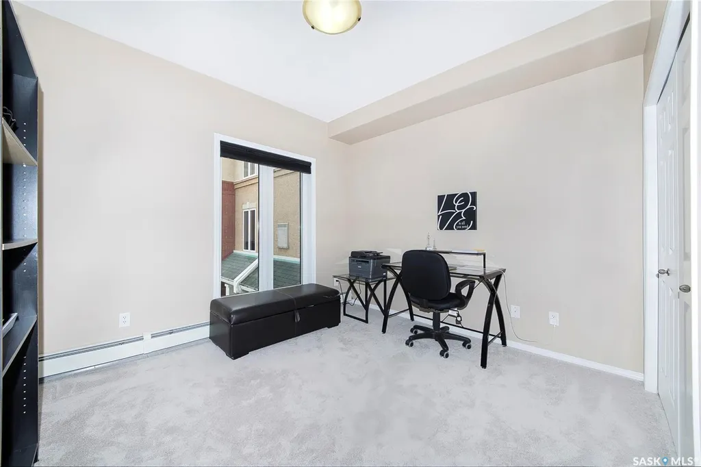 928 Heritage View Saskatoon SK S7H 5T7