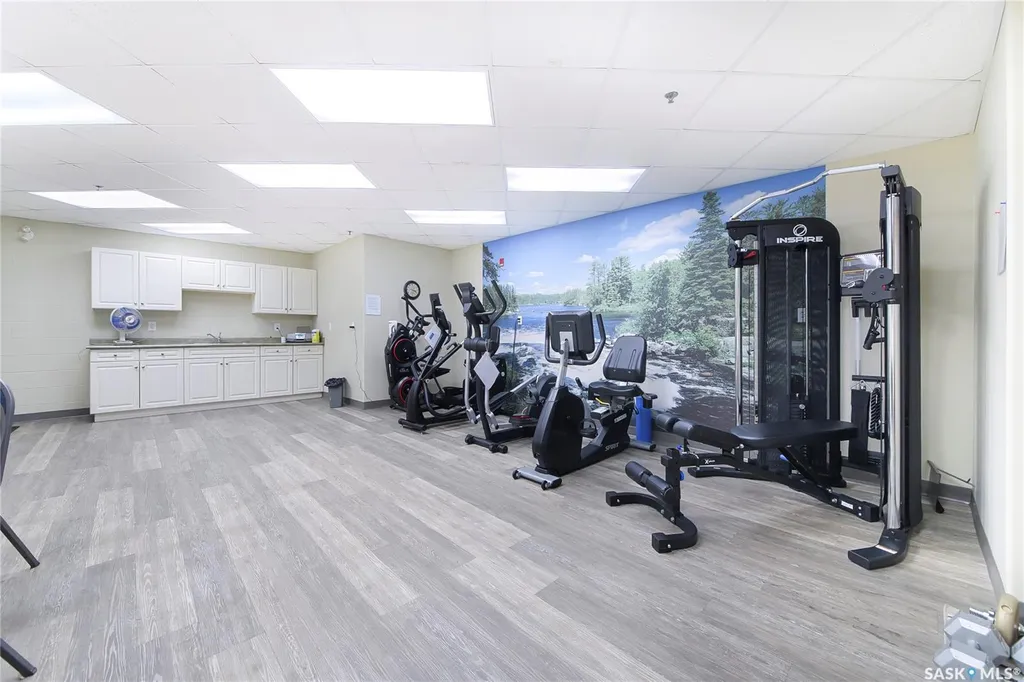 928 Heritage View Saskatoon SK S7H 5T7