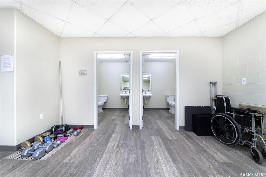 928 Heritage View Saskatoon SK S7H 5T7