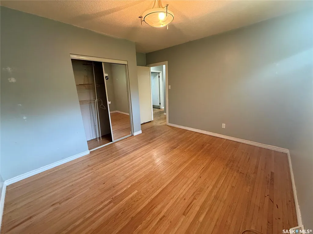 68 Wentworth Crescent Saskatoon SK S7L 4A9