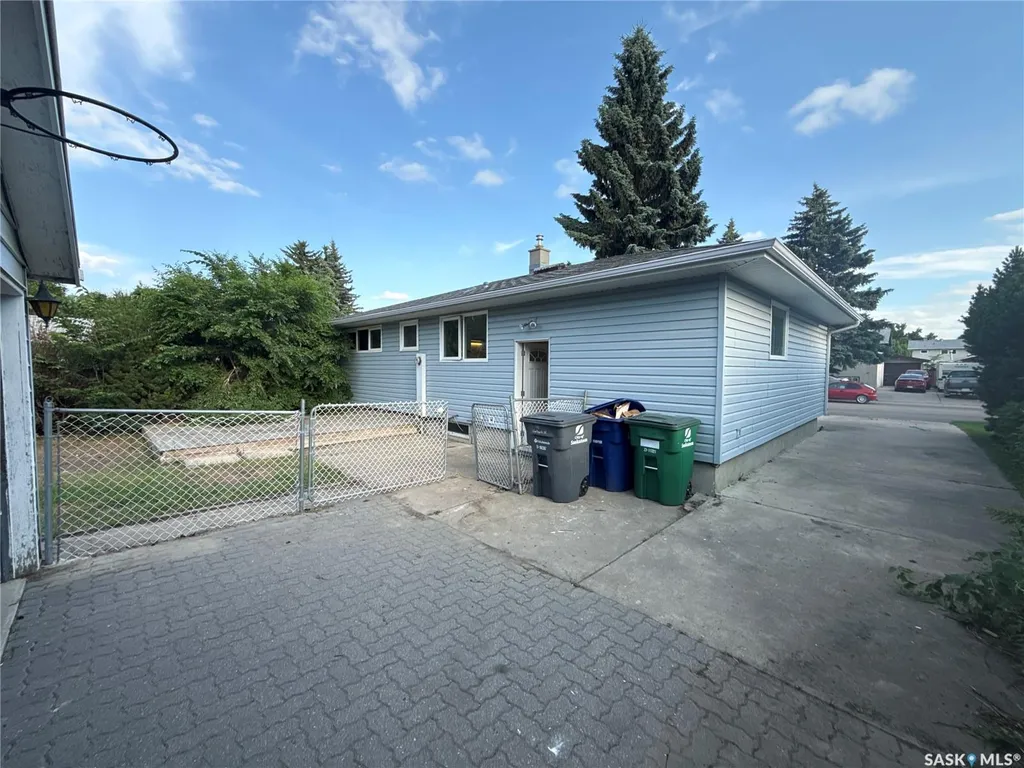 68 Wentworth Crescent Saskatoon SK S7L 4A9