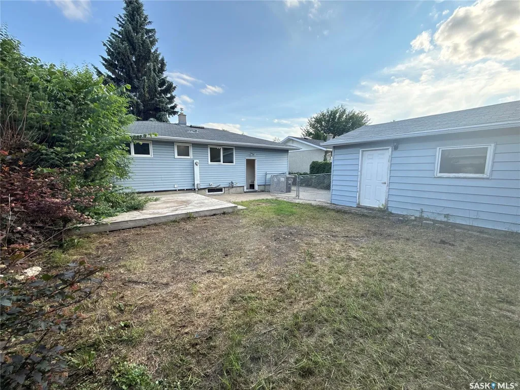 68 Wentworth Crescent Saskatoon SK S7L 4A9