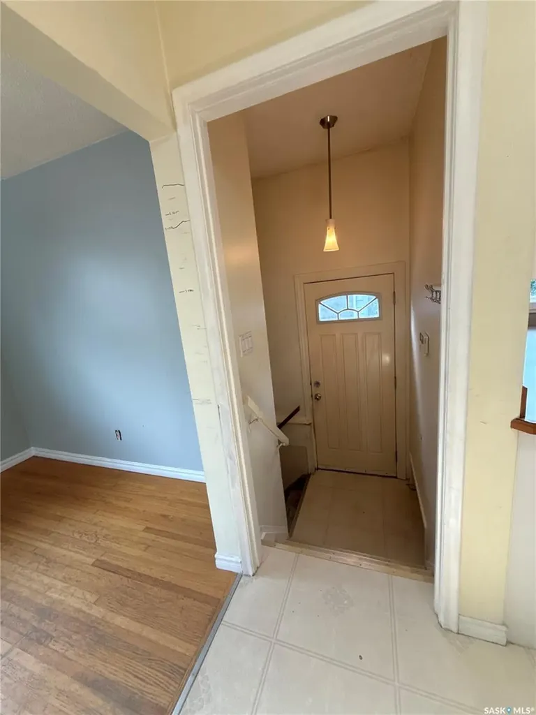 68 Wentworth Crescent Saskatoon SK S7L 4A9