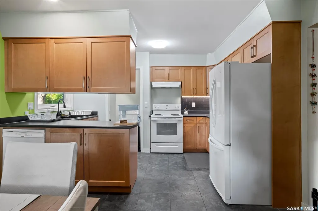 3531 Queen Street Regina SK S4S 2G1
