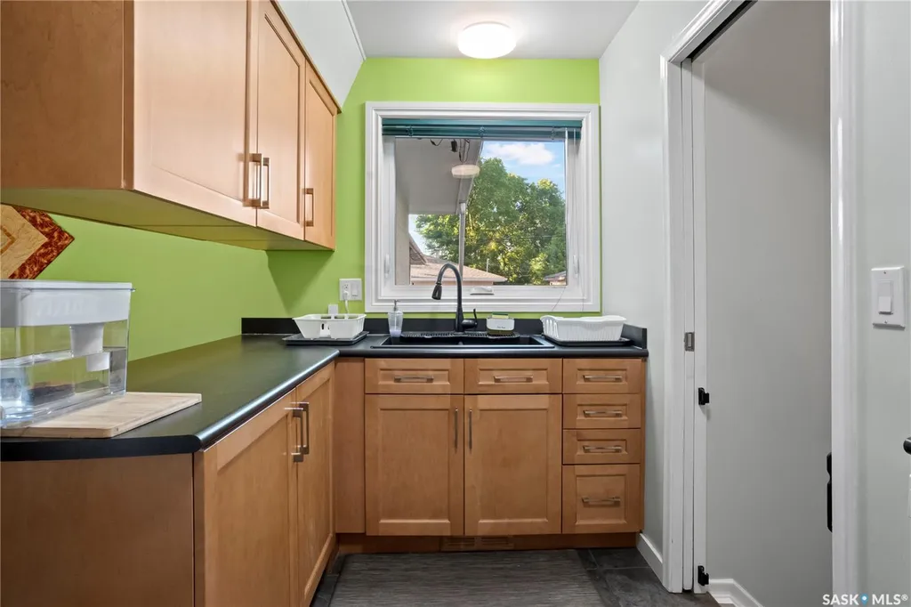 3531 Queen Street Regina SK S4S 2G1