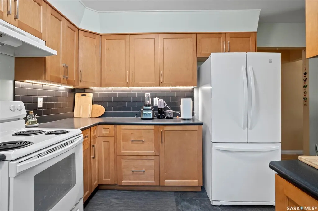 3531 Queen Street Regina SK S4S 2G1