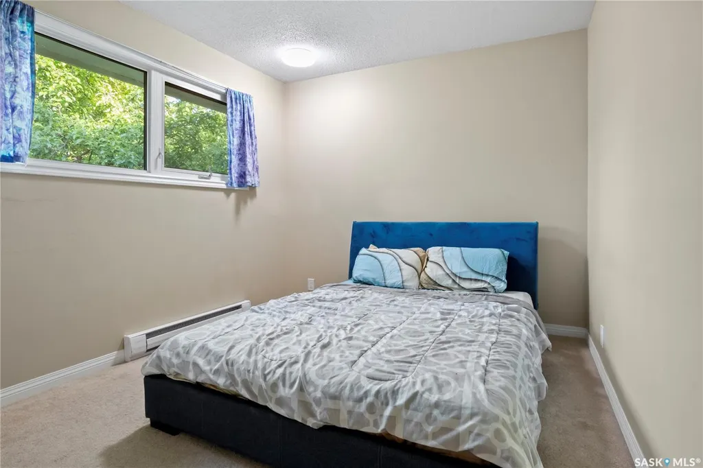 3531 Queen Street Regina SK S4S 2G1