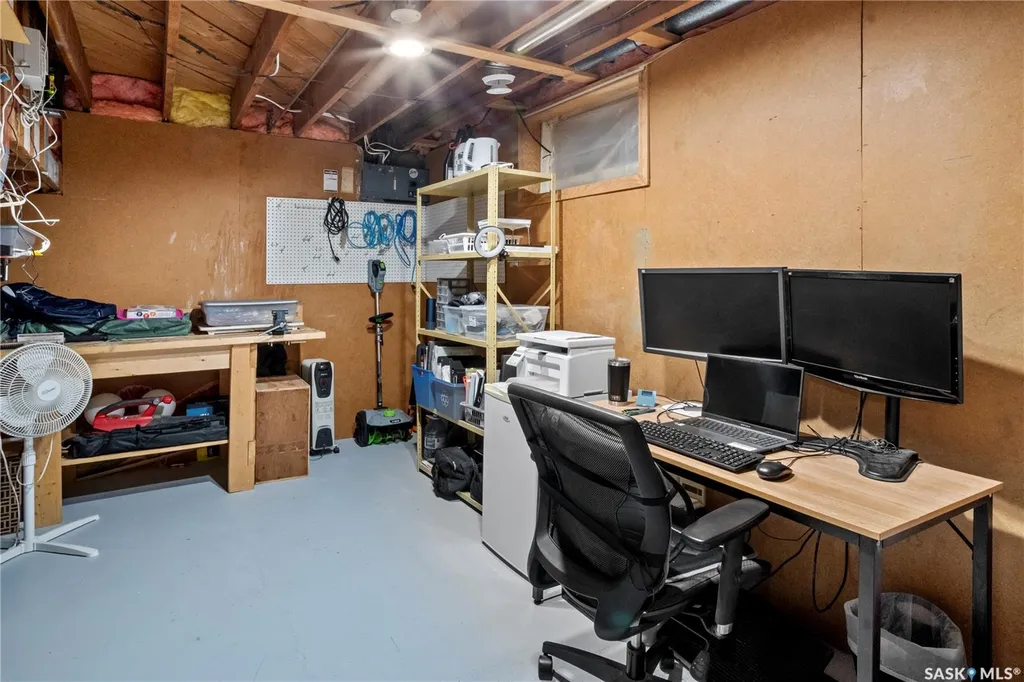 3531 Queen Street Regina SK S4S 2G1