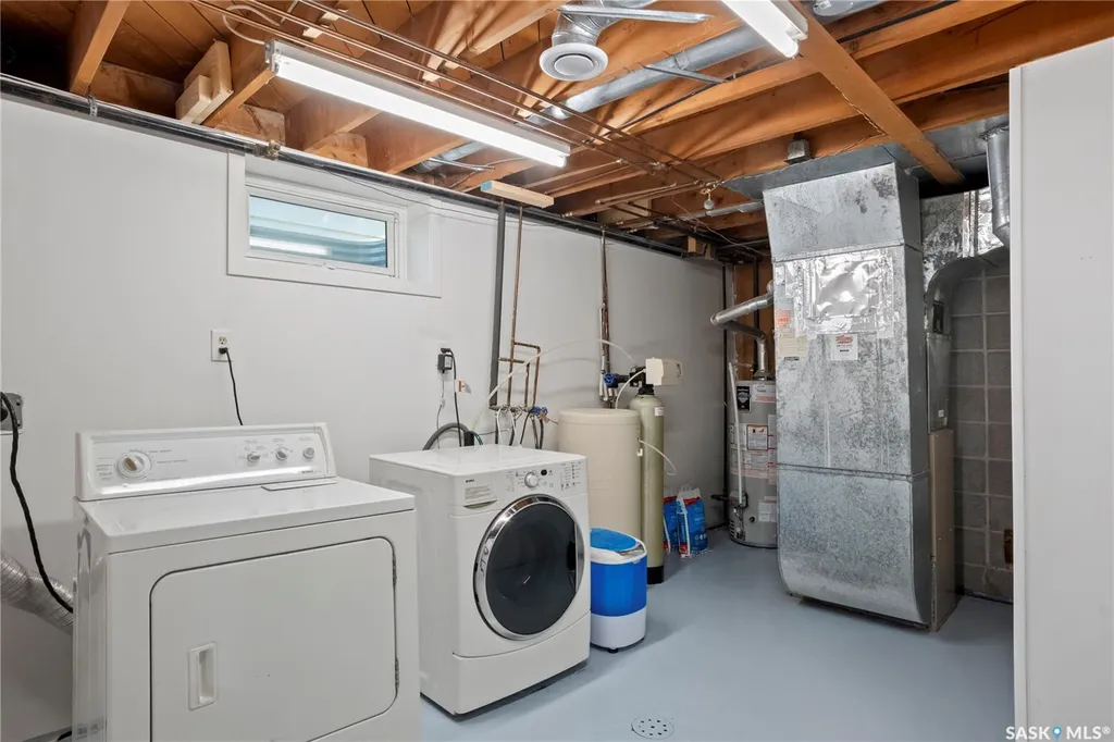 3531 Queen Street Regina SK S4S 2G1