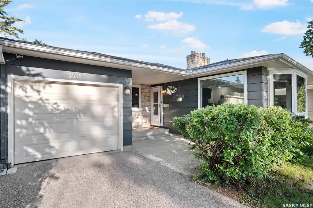 3531 Queen Street Regina SK S4S 2G1