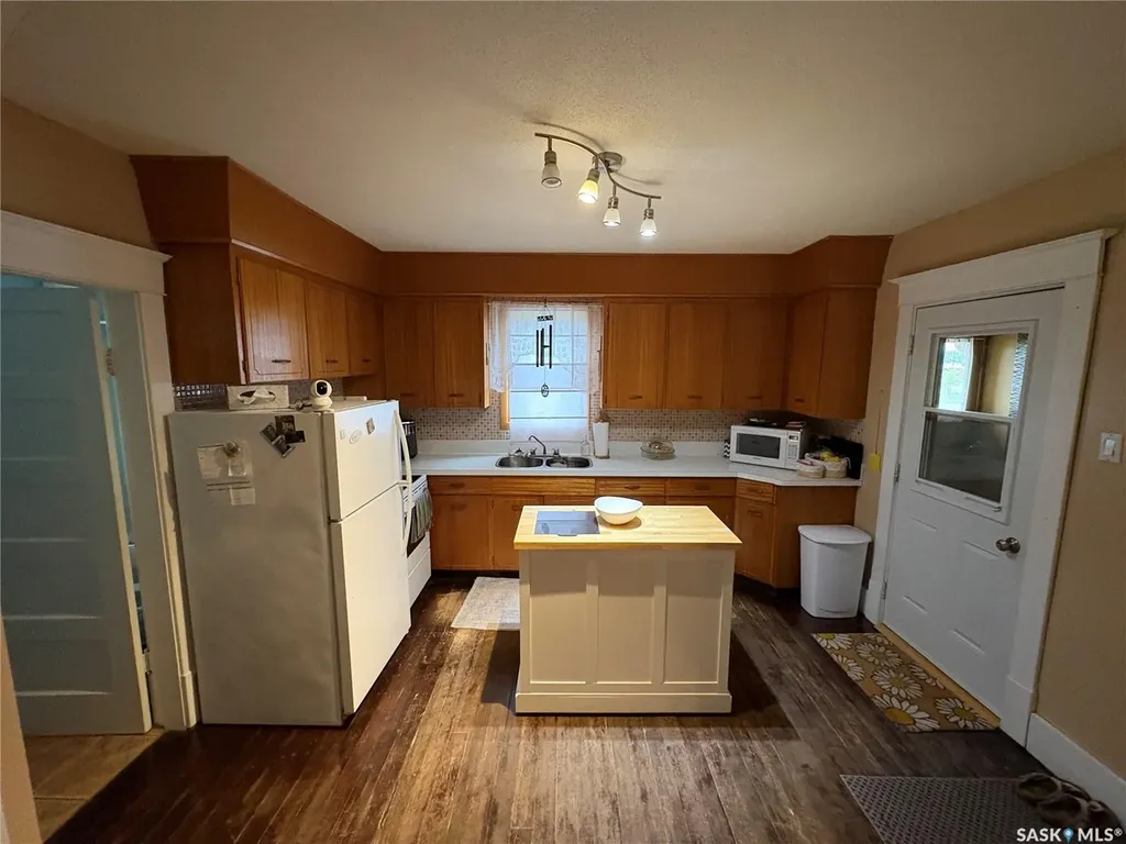 409 Second Street N Langenburg SK S0A 2A0